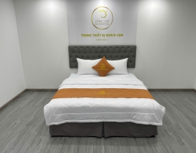 DRAP TRẮNG KHÁCH SẠN SỌC 3CM VẢI THUN HÀN QUỐC