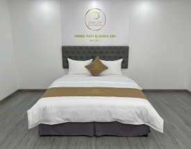 DRAP TRẮNG KHÁCH SẠN TRẮNG TRƠN VẢI POLY SATIN